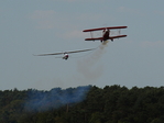 Aerotek Pitts S-2A Special schleppt Segelflugzeug D-8447,Schleicher KA-6