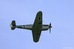 Die Bf109 (Me109) holt die FW190 ein zum Formationsflug.