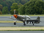 P51D Mustang, Jagdflugzeug aus dem 2.Weltkrieg, Bauzeit 1942-1948, bei der Landung