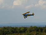 Boeing Stearman PT-17, N66RW, Baujahr 1941 beim Landeanflug