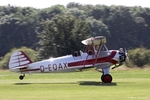 Die FW-44 Stieglitz D-EQAX beim Start zum Fotoflug zusammen mit