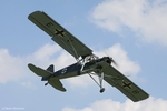 Dieser Storch erlebte im Mai 2008 nach der Restauration seinen Erstflug