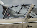 Frontscheibe DKW Cabrio; Hintergrund FLugzeug Bf108