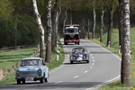 Ein blauer Trabant, ein Mercedes und ein schwarzer Büssing BS15 auf der Strecke