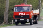 Roter Frontlenker LKW