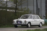 Mercedes-Benz 200/8